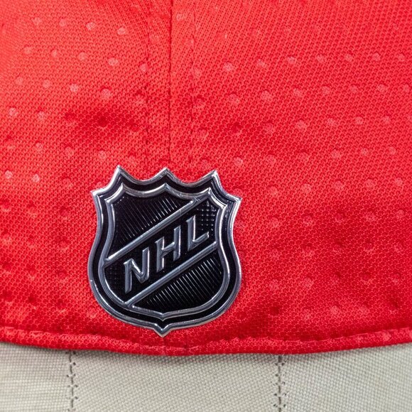 Adidas Chicago Blackhawks Hat Fitted XL-XXL 100% Polyester embroidered very good - Picture 5 of 13